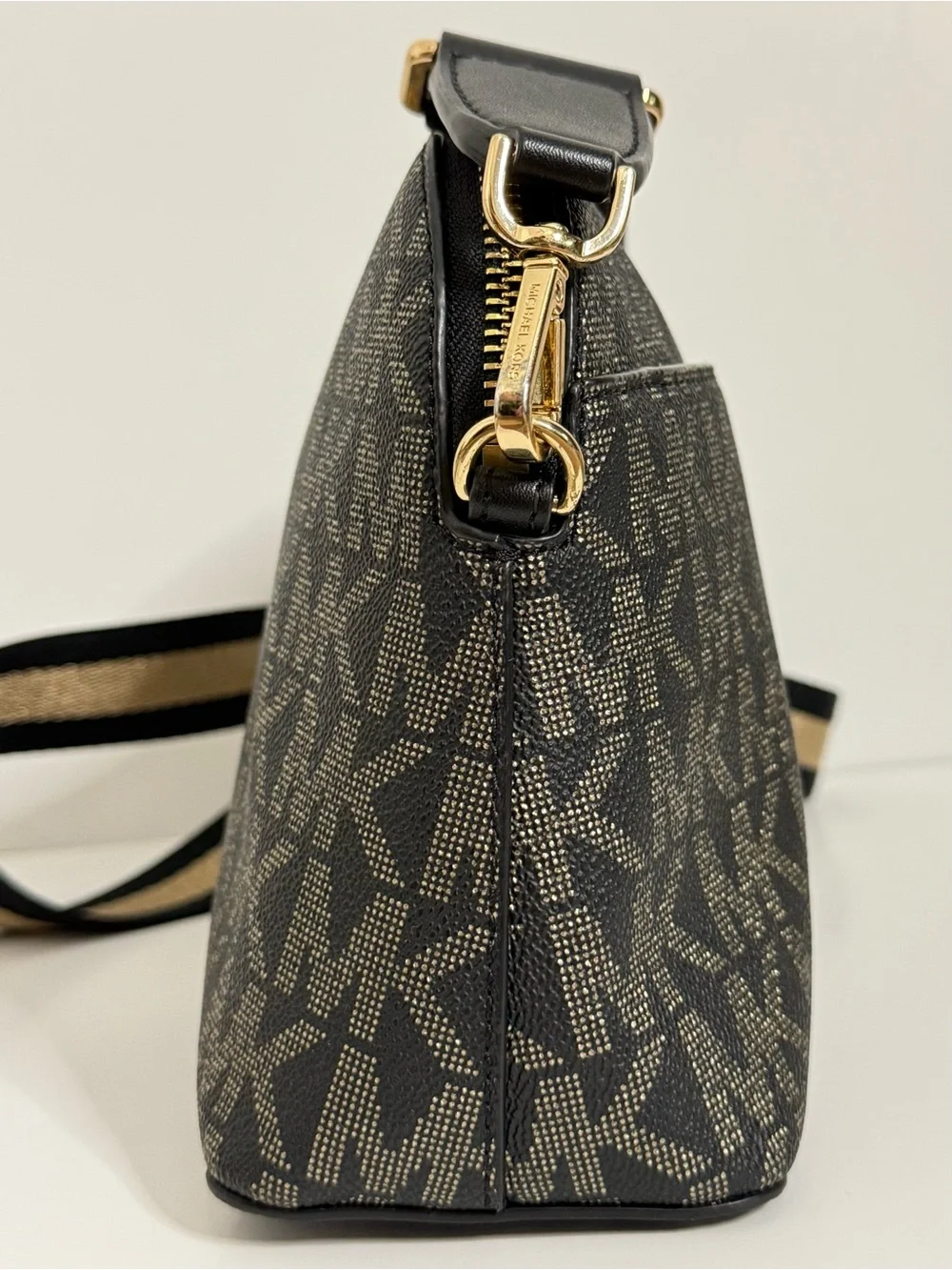 Michael Kors Cindy Large Dome Crossbody Bag Black Signature Logo Print Gold Hard